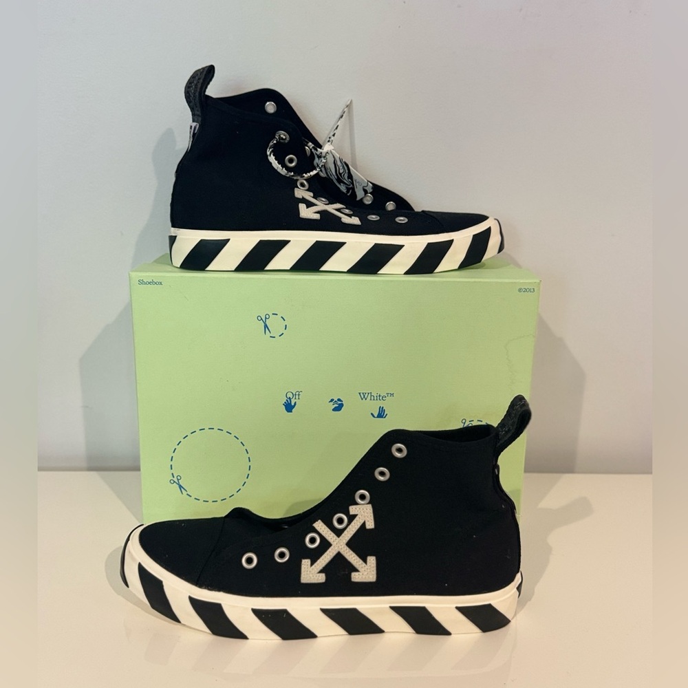OFF WHITE CONVERSE